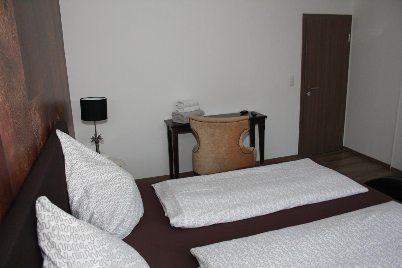 Gaestehaus Chaplin Κέμπτεν Εξωτερικό φωτογραφία